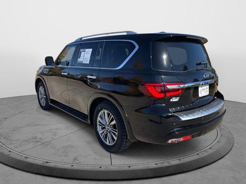 2021 INFINITI QX80 Luxe