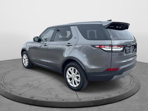 2018 Land Rover Discovery SE