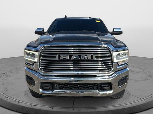 2019 RAM 2500 Laramie Crew Cab 4x4 6'4' Box