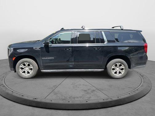2022 GMC Yukon XL SLE