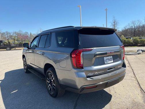 2022 GMC Yukon 4WD AT4