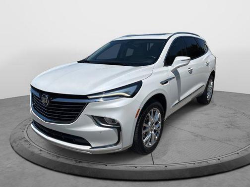 2023 Buick Enclave Essence FWD