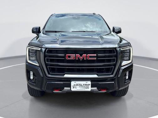 Onyx Black 2024 GMC Yukon 4WD AT4