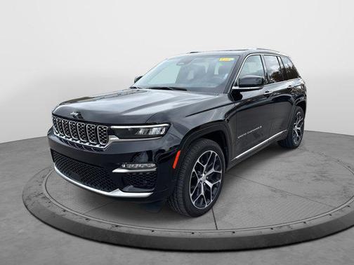 2023 Jeep Grand Cherokee Summit
