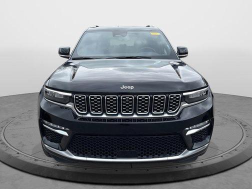 2023 Jeep Grand Cherokee Summit