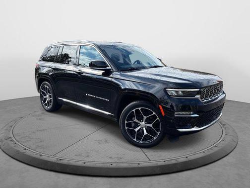 2023 Jeep Grand Cherokee Summit