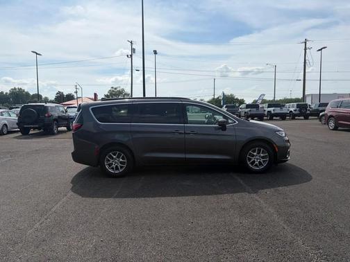 Grey 2022 Chrysler Pacifica Touring L