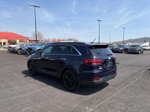 Blue 2019 Kia Sorento S