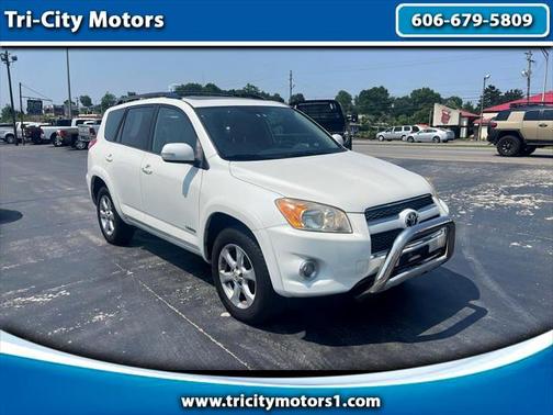 White 2009 Toyota RAV4 Base