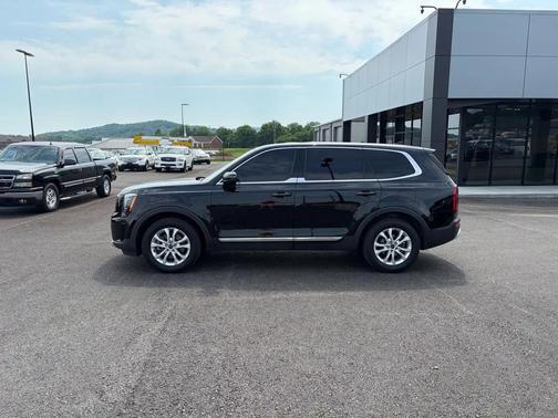 Black 2021 Kia Telluride LX FWD