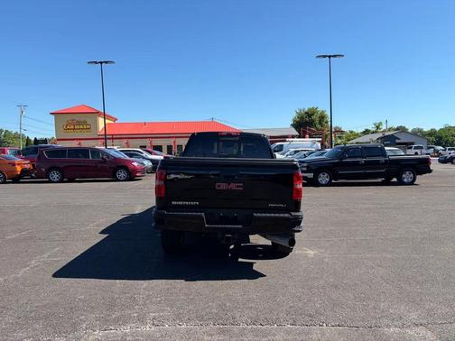 Black 2015 GMC Sierra 2500 Denali