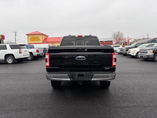 Black 2022 Ford F-150 Lariat