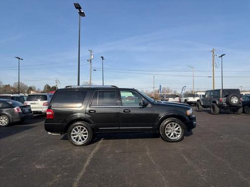 Black 2015 Ford Expedition Limited