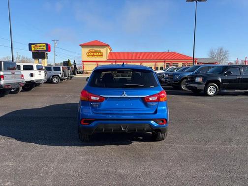 2018 Mitsubishi Outlander Sport 2.0 LE