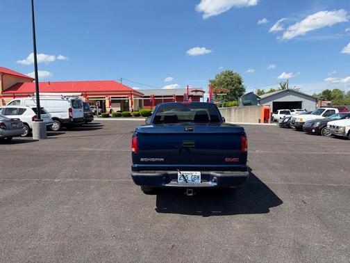 Blue 2001 GMC Sonoma Ext Cab 123'' WB SLS w/1SG Pkg
