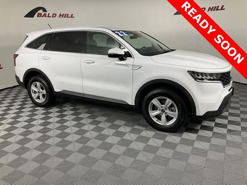 2022 Kia Sorento LX