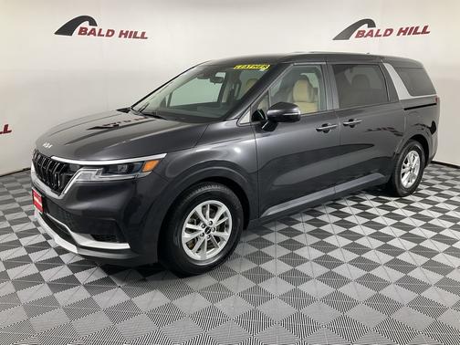 2022 Kia Carnival LXS