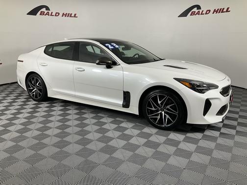 2023 Kia Stinger GT-Line