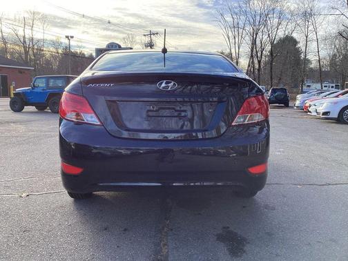 2015 Hyundai Accent GLS