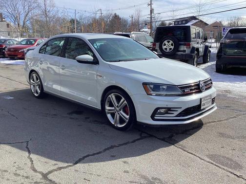 2017 Volkswagen Jetta GLI