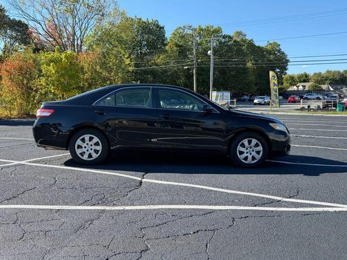 2010 Toyota Camry LE