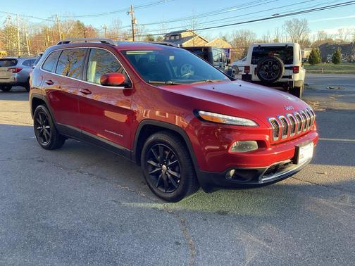 2015 Jeep Cherokee Sport