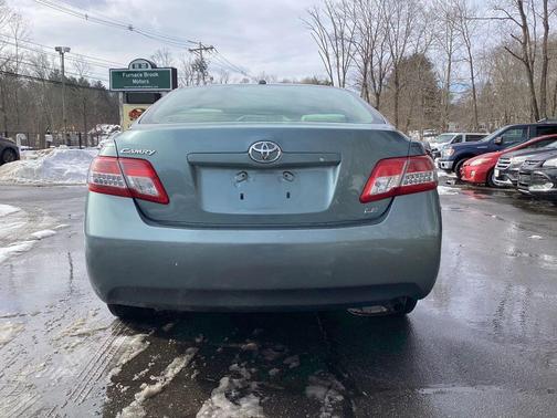 2011 Toyota Camry LE