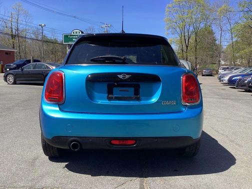 Blue 2016 MINI Hardtop Cooper