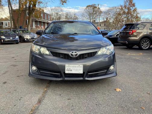 2012 Toyota Camry SE