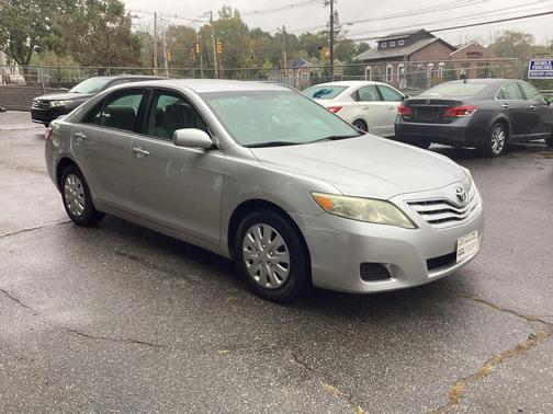 2010 Toyota Camry LE
