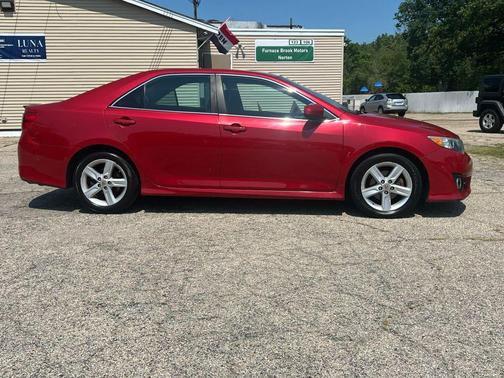2014 Toyota Camry SE