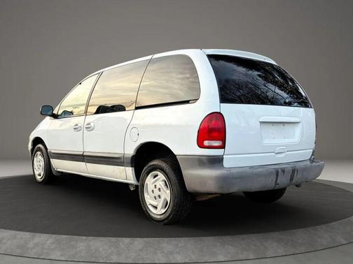 2000 Dodge Caravan SE