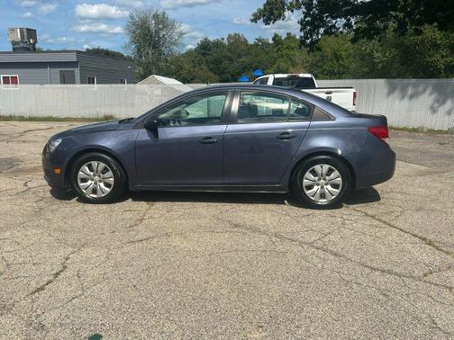 2013 Chevrolet Cruze LS