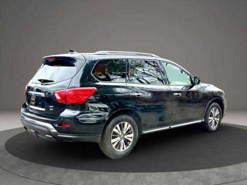 2020 Nissan Pathfinder SV 4WD