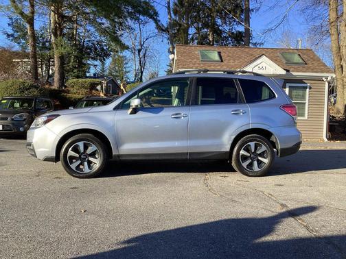 2017 Subaru Forester 2.5i Limited