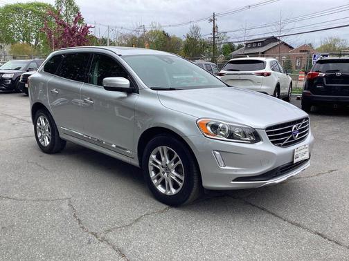 Silver 2014 Volvo XC60 3.2