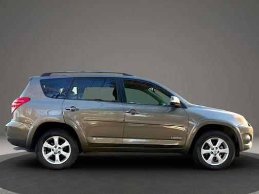 2011 Toyota RAV4 Limited