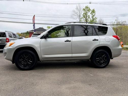 Classic Silver Metallic 2012 Toyota RAV4 Base