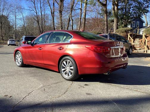 2014 INFINITI Q50 Premium