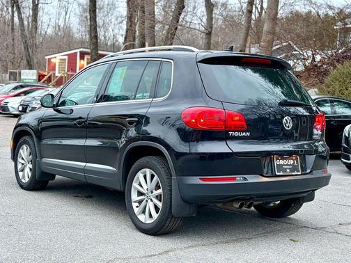 2017 Volkswagen Tiguan 2.0T Wolfsburg Edition