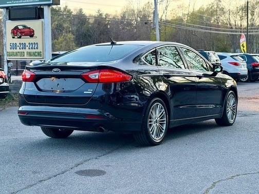 Tuxedo Black 2015 Ford Fusion SE