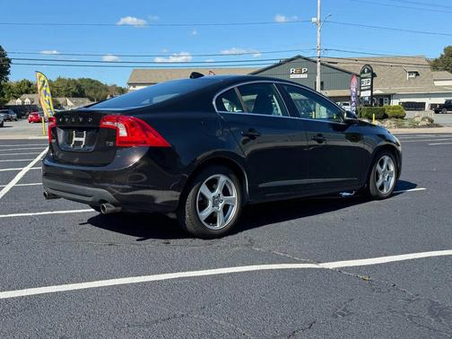 2013 Volvo S60 T5