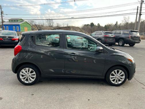 2017 Chevrolet Spark 1LT