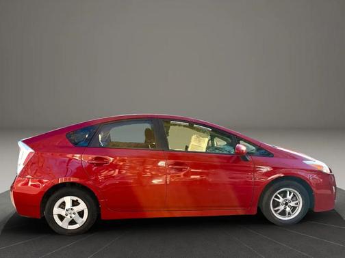 2011 Toyota Prius III