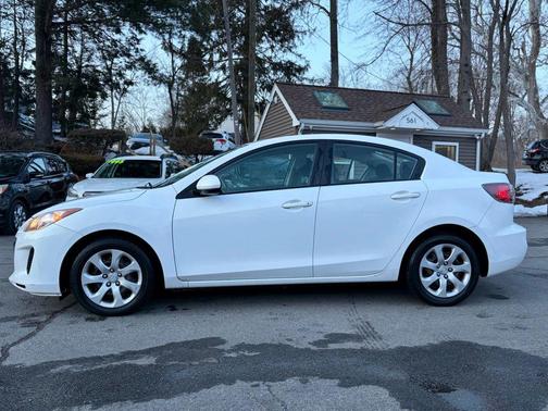 2013 Mazda Mazda3 i SV