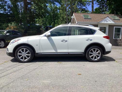 Majestic White 2017 INFINITI QX50 Base
