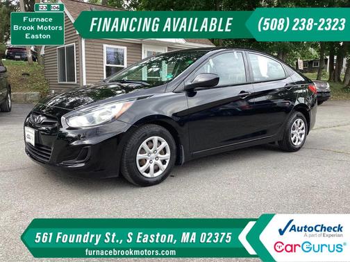 2012 Hyundai Accent SE