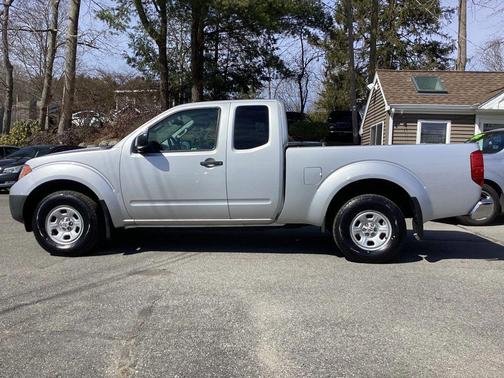 2013 Nissan Frontier S