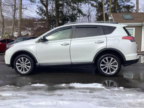 2017 Toyota RAV4 Limited