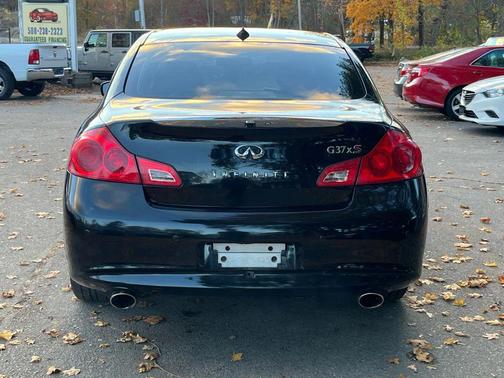 2013 INFINITI G37x Base